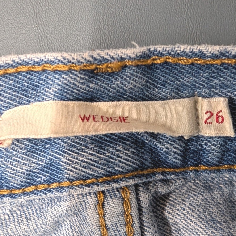 Levi's Premium Wedgie Straight Jeans Womens 26 Blue Distressed High Rise - Picture 9 of 16